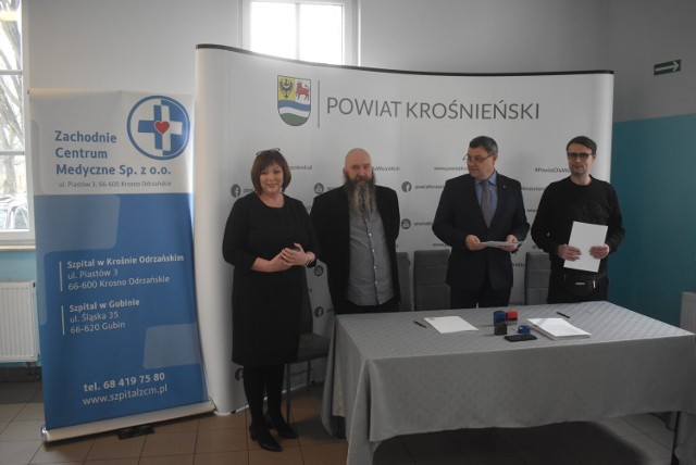 Podpisanie umowy z wykonawcą na termomodernizację szpitala w Krośnie Odrzańskim.