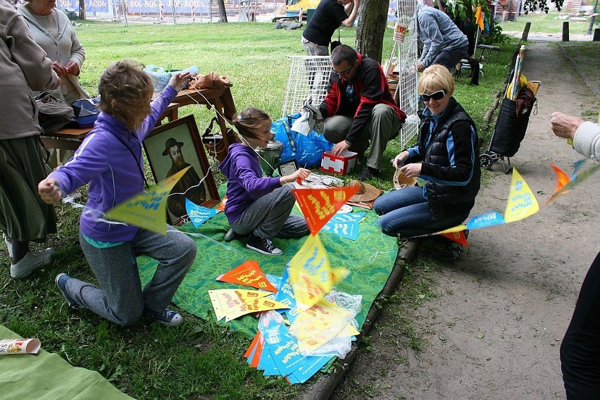 Gdańsk: Dni Sąsiadów 2012 w Śródmieściu. Biesiada sąsiedzka na skwerze przy ul. Za Murami [ZDJĘCIA]