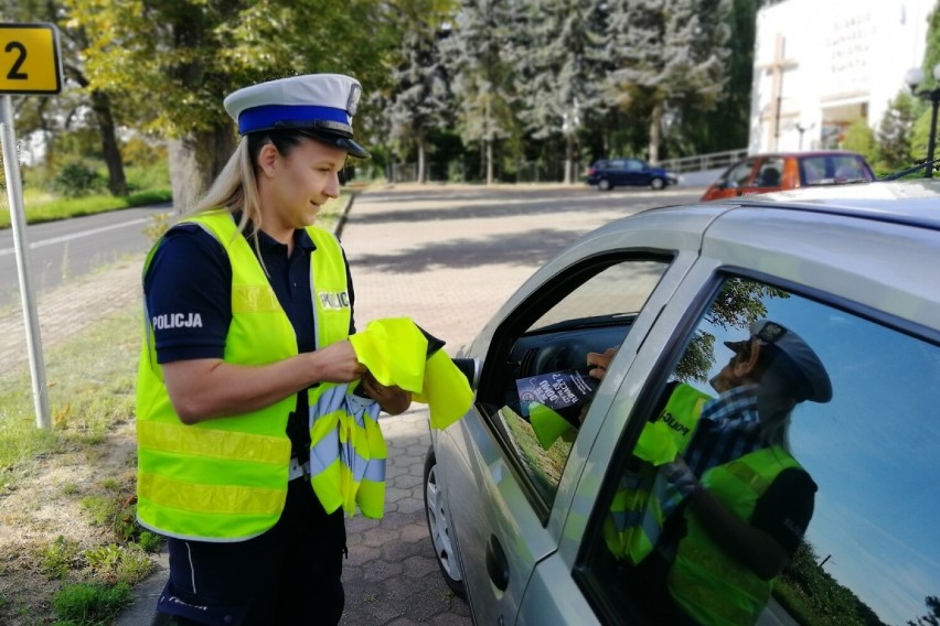 Dzień bezpiecznego kierowcy w Laskowicach. Policjanci zaskoczyli kierujących. Zobacz zdjęcia