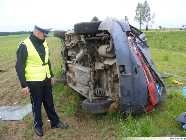 Wypadek w Malinówce. Zginął kierowca