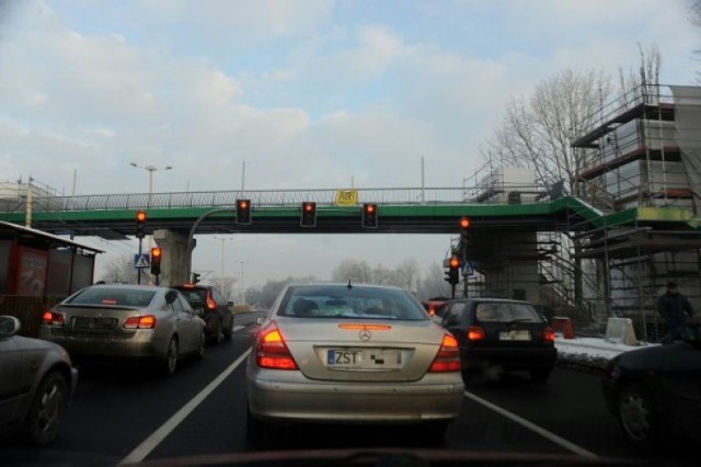 Budowa kładek na Gdańskiej. Kolejne utrudnienia