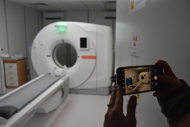 Tomograf, o który wzbogaciła się nyska placówka to 128-rzędowy Siemens. Trwa też rozbudowa oddziału obserwacyjno - zakaźnego, który pomieści 28 miejsc dla pacjentów.