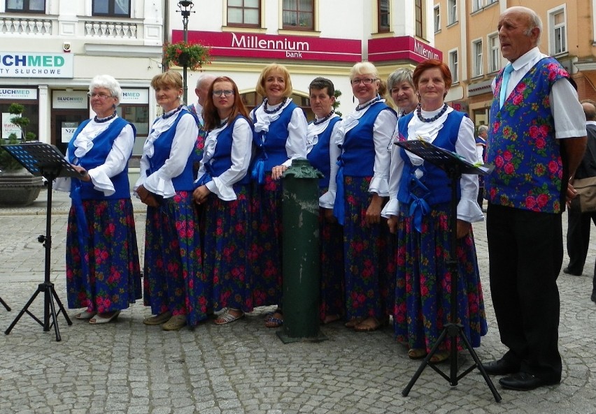 Wielkie Bałakanie w Żarach. Odżyły wspomnienia ze Lwowa, Wilna. „O Wołyniu nikt z nas nie zapomni...” [ZDJĘCIA]