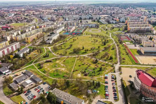 Park Międzyosiedlowy w Chełmie widok z drona.