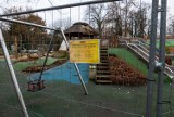 Wiosna coraz bliżej a plac zabaw w Parku Ujazdowskim bez wykonawcy remontu