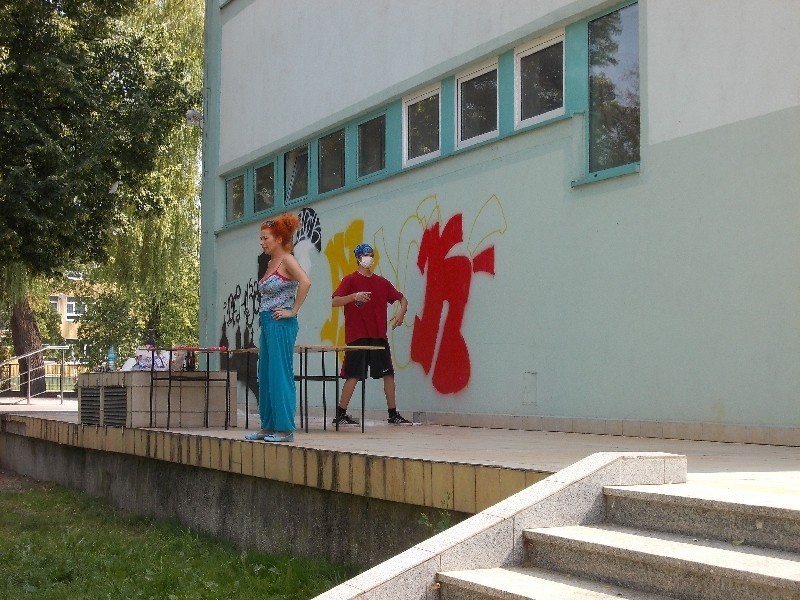 Nowe graffiti na budynku Spółdzielczego Domu Kultury