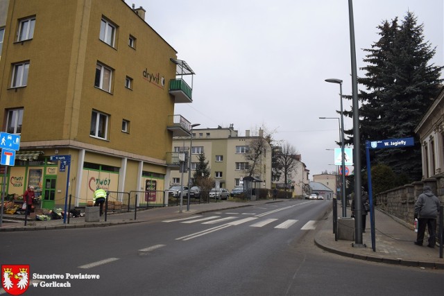 Zarząd Powiatu Gorlickiego zdecydował o budowie oświetleń przejść dla pieszych w ciągach dróg powiatowych