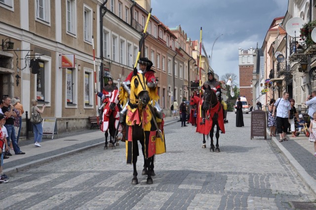 Główną atrakcją sobotniej i niedzielnej inauguracji sezonu turystycznego w Sandomierzu będą pokazy rycerskie.