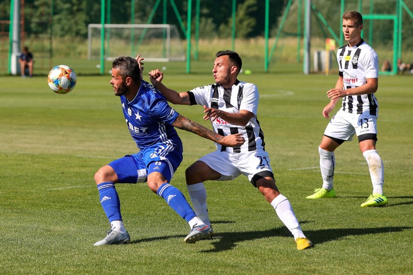 Wisła Kraków przegrywa sparing z Sandecją Nowy Sącz