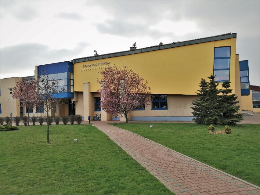 Szkoła Podstawowa w Sierakowie