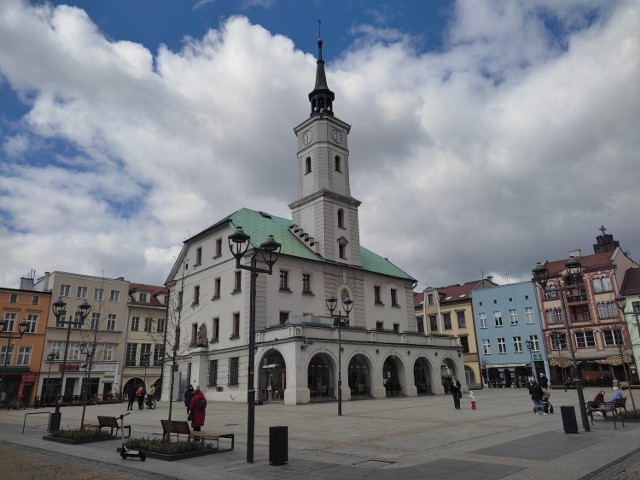 Zadaniem ogólnomiejskim, które zdobyło najwięcej głosów jest „Odnowienie sceny w parku przy ul. Chorzowskiej”. Projekt poparło ponad 6,7 tys. mieszkańców.