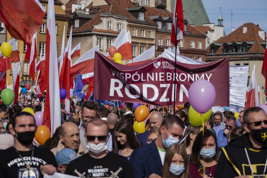 Marsz dla Życia i Rodziny po raz kolejny przejdzie przez Warszawę. Manifestacja prorodzinnych poglądów i kryzysu XXI wieku