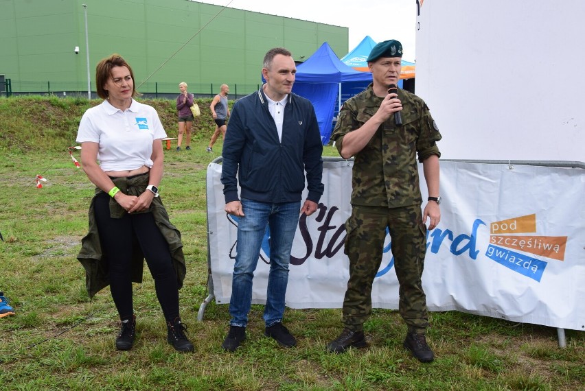 Szarża Ułańska w Stargardzie. Bieg z przeszkodami na poligonie. W deszczu, w pianie, w błocie