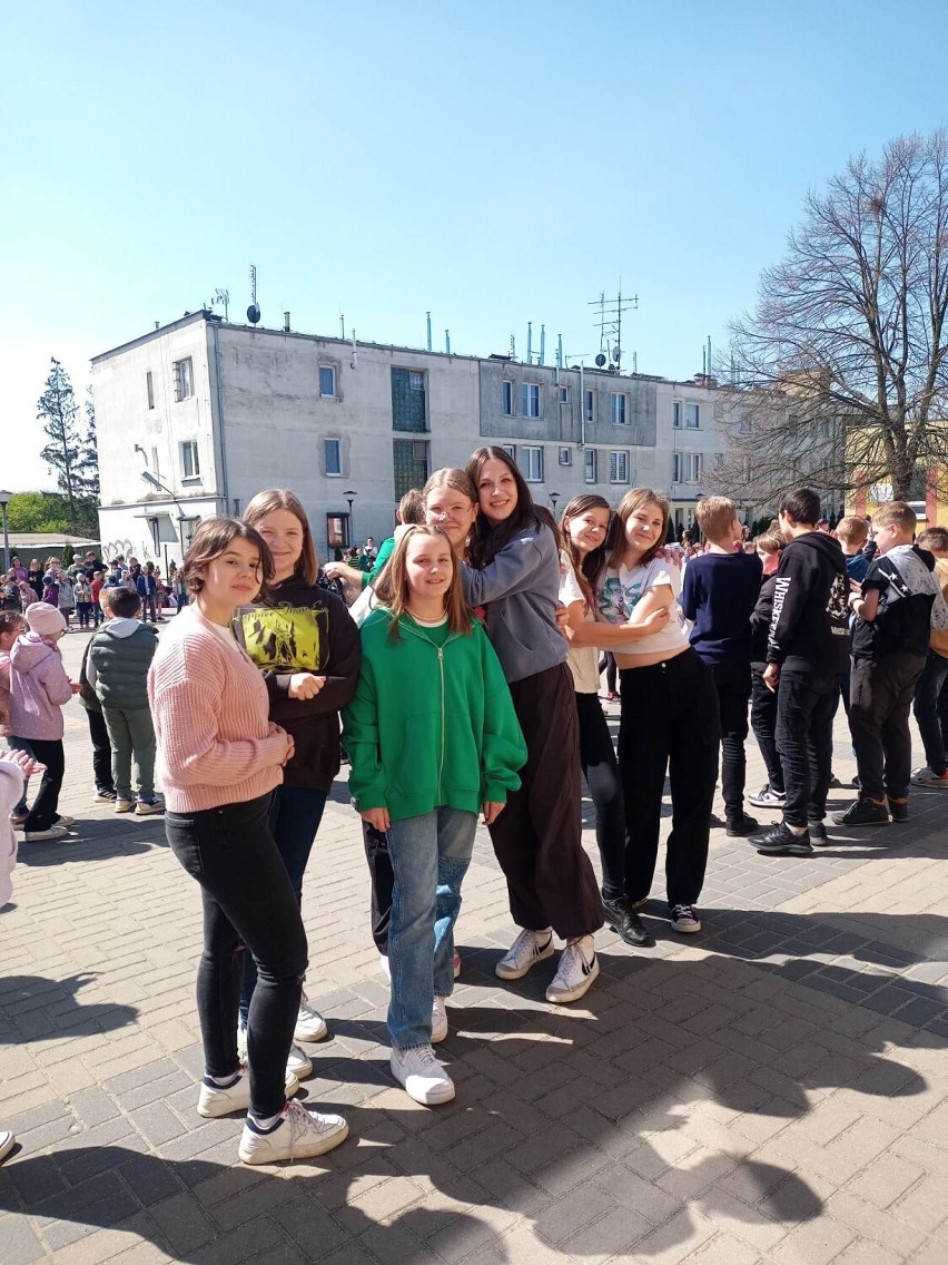 Dzień tańca w Obornikach, Uczniowie Szkoły Podstawowej nr 3 zatańczyli belgijkę 