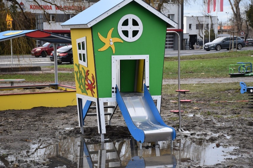 Dzieci z dotychczasowego placu korzystały sporadycznie....