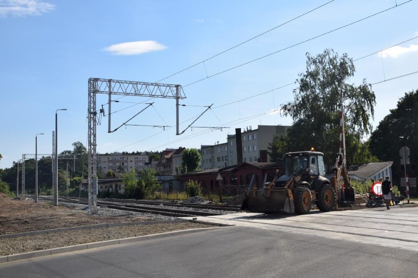 Remont linii kolejowej Poznań-Piła. Zobacz na jakim etapie są prace w Chodzieży! [FOTO]