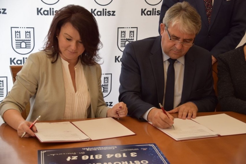 Umowa na budowę drogi Kaczory-Wierzbno podpisana