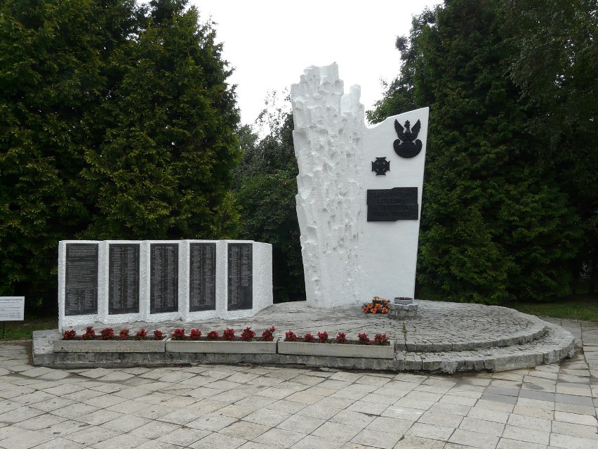 Lublin, 30:08: Odnowiono pomnik Obrońców Lublina przy ul....
