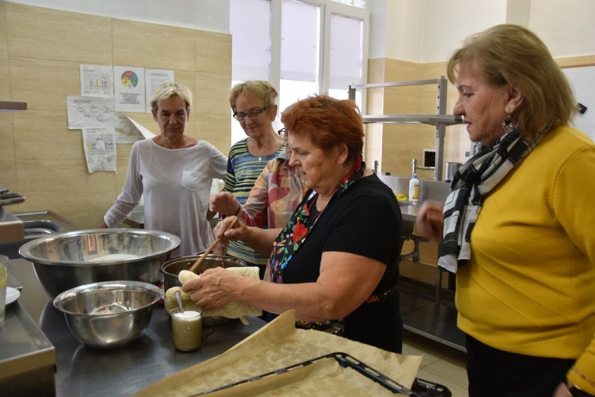 Tczew. Warsztaty kulinarne w ramach Festiwalu Twórczości Kociewskiej im. Romana Landowskiego za nami