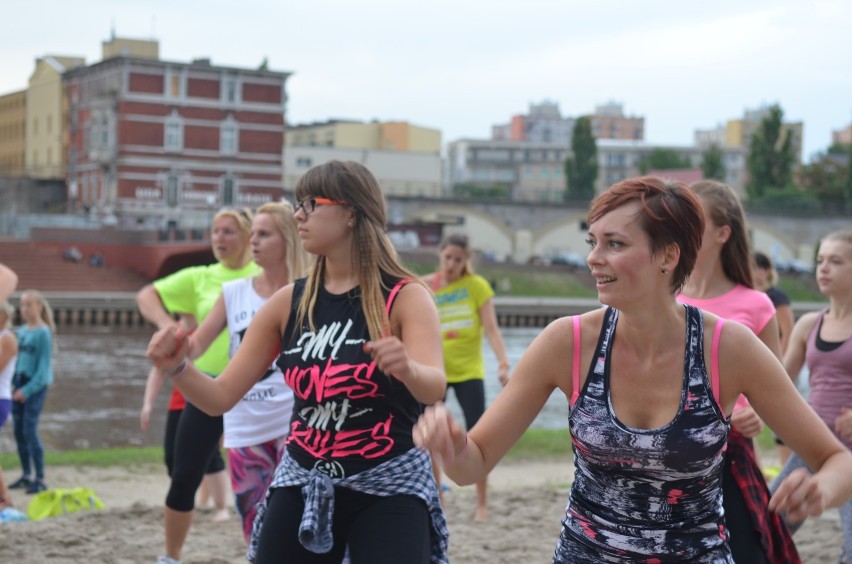 W każdy wtorek o 19.00 na plaży miejskiej organizowane są...