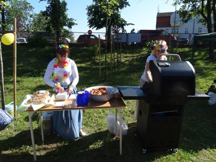 Na osiedlu Konikowo mieszkańcy bawili się po hawajsku!