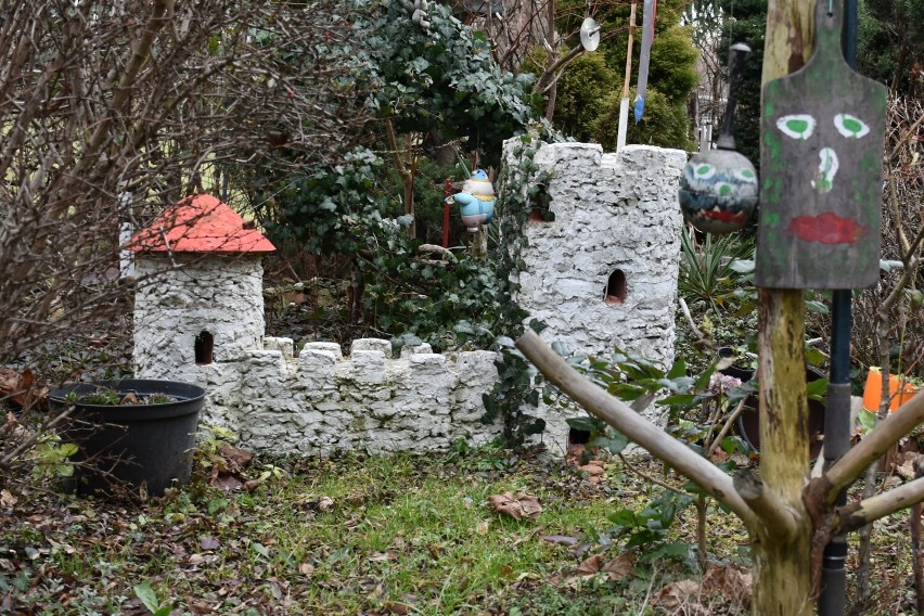 Łucjan Banczyk rozbudowuje swój ogródek od 1994 roku