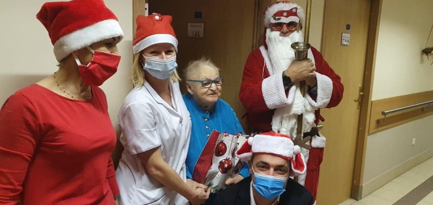 Mikołaj odwiedził mieszkańców Domu Pomocy Społecznej w Kaliszu. ZDJĘCIA