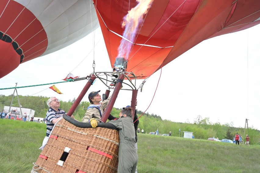 Trwają XVIII Grudziądzkie Zawody Balonowe. Za uczestnikami dwa loty