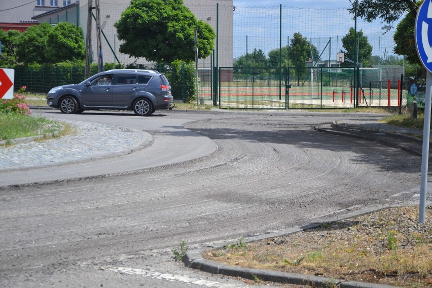 Prace na rondzie Ukraińskim w Kamieniu potrwają do końca...