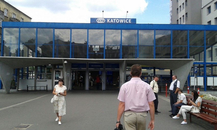 Dworzec na pl. OMP w Katowicach