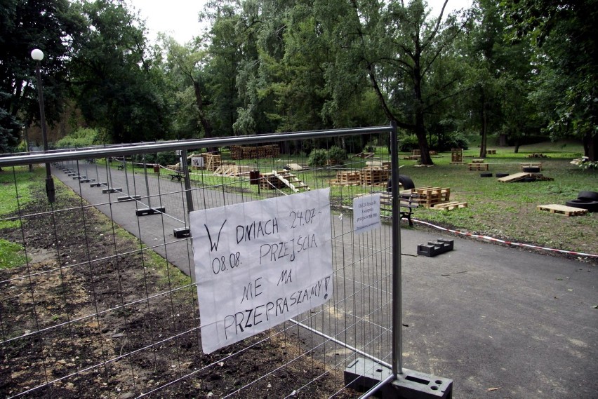 Lublin: Park Ludowy gotowy na Europejskią Konwencję Żonglerską (ZDJĘCIA)