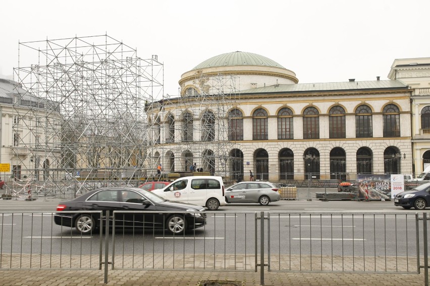 Sylwester 2018 Warszawa. Wiemy kto zagra na placu Bankowym [ZDJĘCIA]