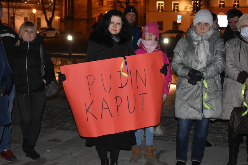 Podczas demonstracji w Olkuszu kilkadziesiąt osób wyraziło...