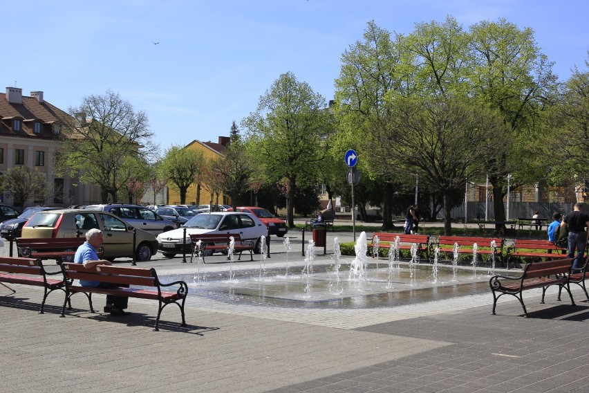 Fontanna na placu Kościuszki w Łęczycy