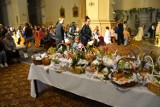 Święconka w parafiach w Wągrowcu. Kapłani święcili pokarmy, które znajdą się na świątecznym śniadaniu