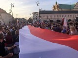 Protest przeciwko PiS - owskim zmianom w sądownictwie [ZDJĘCIA]