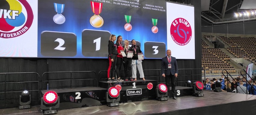 Reprezentanci Pleszewskiego Klubu Karate podczas Mistrzostw Polski w Łodzi wywalczyli 8 medali