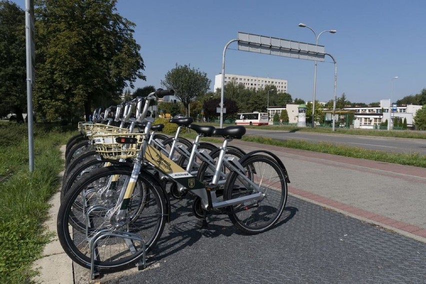 Mieszkańcy Jastrzębia z roweru miejskiego mogą korzystać od...