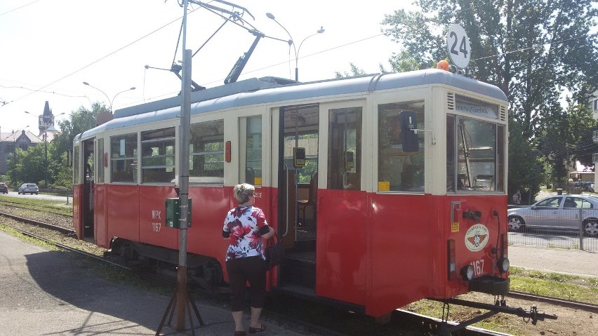 Stary tramwaj typu 4N do końca wakacji obsługiwać będzie...