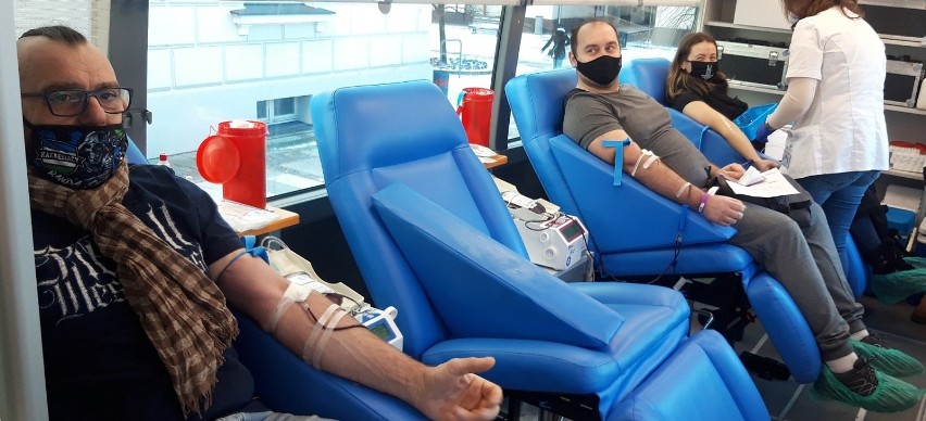 Udana zbiórka krwi podczas WOŚP w Kaliszu. ZDJĘCIA