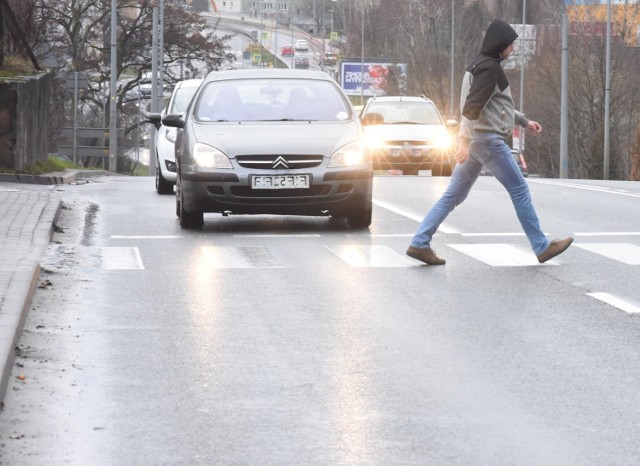 Mieszkańcy Zielonej Góry często zwracają nam uwagę na niebezpieczne przejście dla pieszych na ul. Sulechowskiej