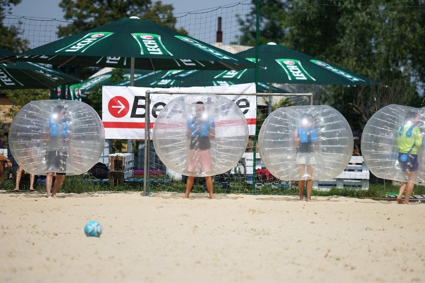 Turniej Bubble Soccer na Błoniach [ZDJĘCIA]
