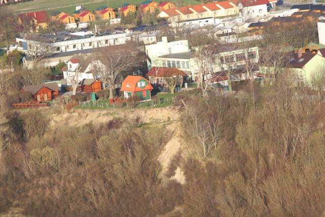 Klif w Jarosławcu najbardziej osunął się w rejonie ul. Nadmorskiej