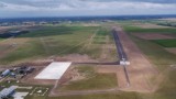 Budowa pasa startowego w Suwałkach zakończona. Ale kiedy zaczną latać śmigłowce, nie wiadomo