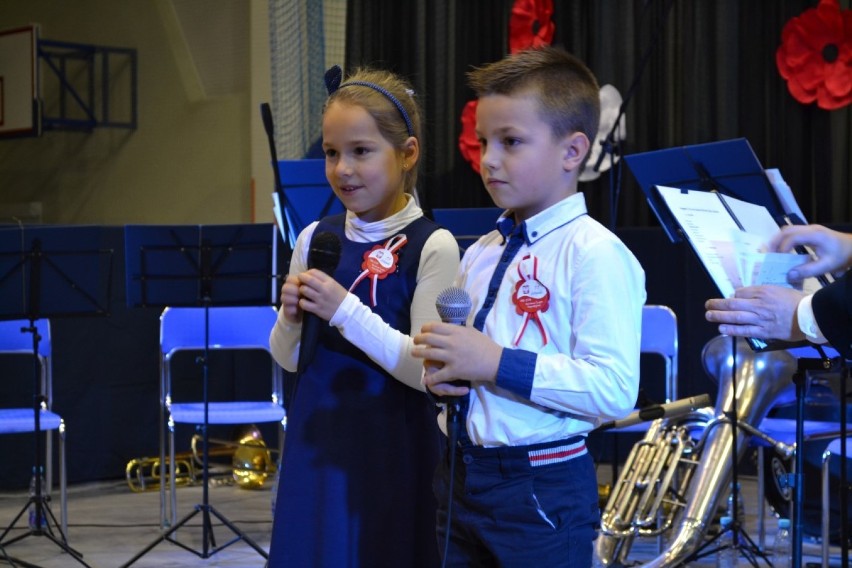 Święto Niepodległości i 15-lecie Gminnej Orkiestry Dętej w Żukowie