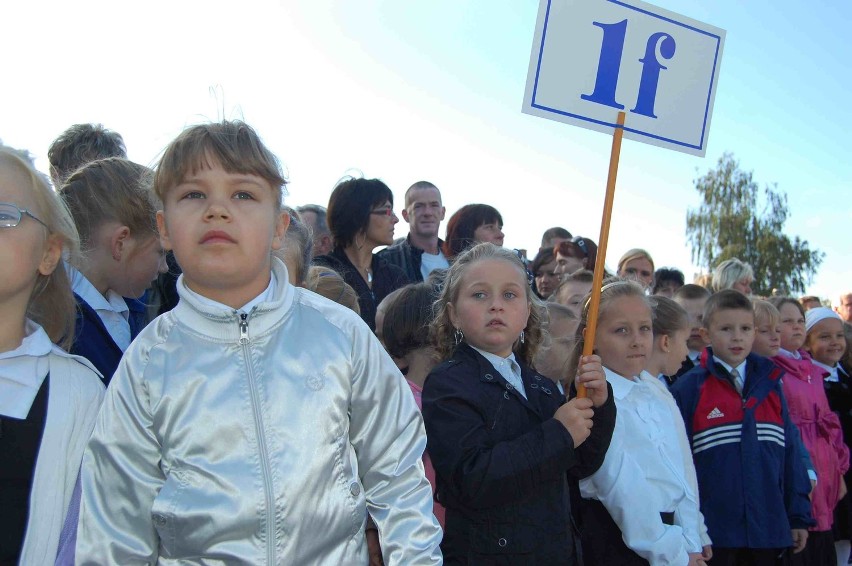 Człuchów. Inauguracja roku szkolnego w Szkole Podstawowej nr 1 (zdjęcia)