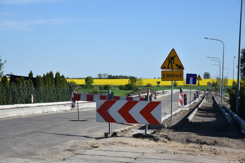 Z uwagi na trwające prace, do końca maja droga Śmiłowo -...