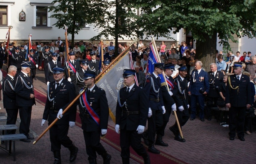 Tuchów: rozpoczął się Wielki Odpust Tuchowski [ZDJĘCIA]