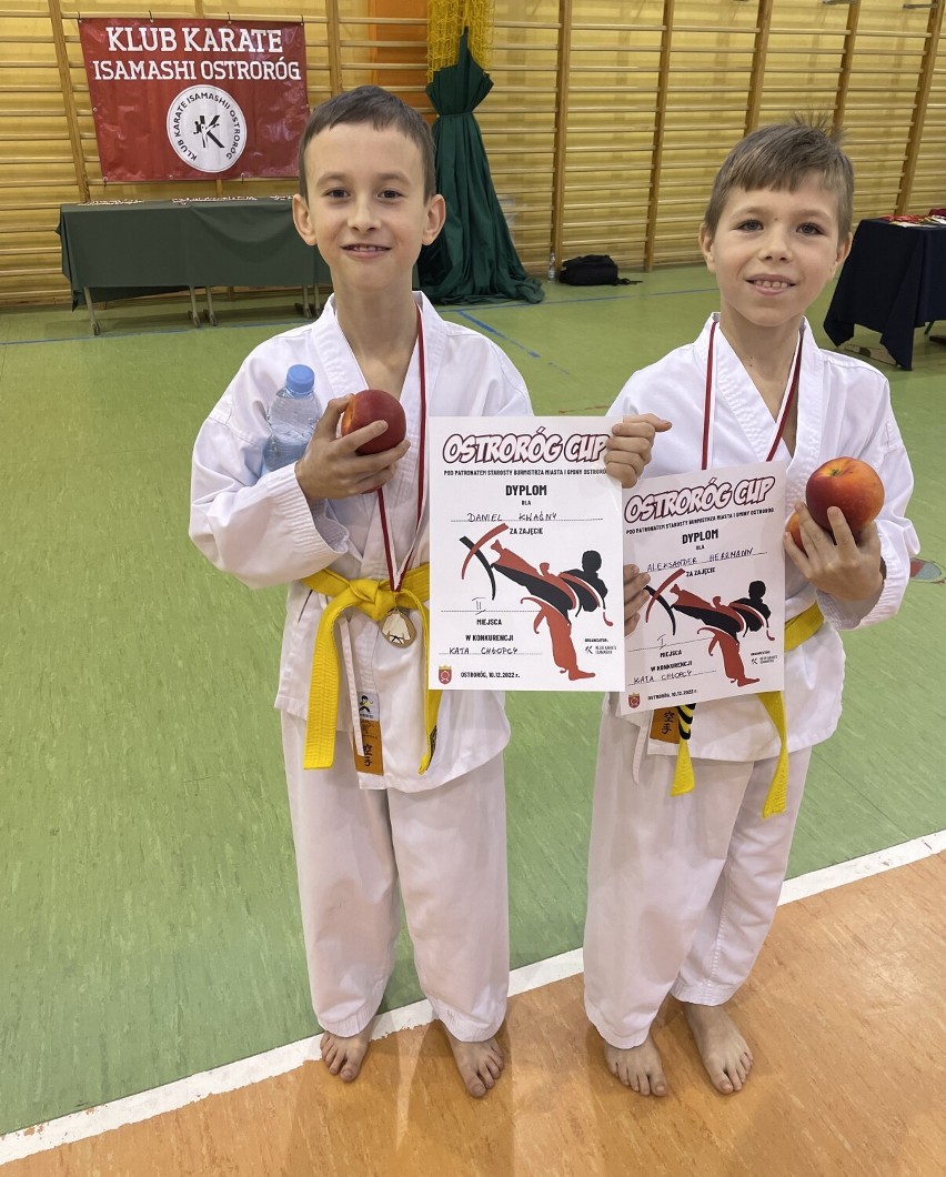 Szamotulski Klub Karate wywozi z Ostroroga aż 14 medali!