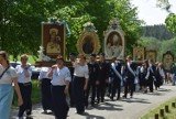 Uroczystości odpustowe w Wielu 2023. Pielgrzymi z różnych zakątków Polski przybyli do Kalwarii Wielewskiej ZDJĘCIA